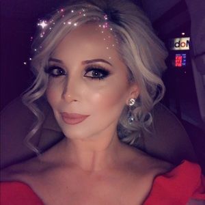 Meet your Posher, Suzy